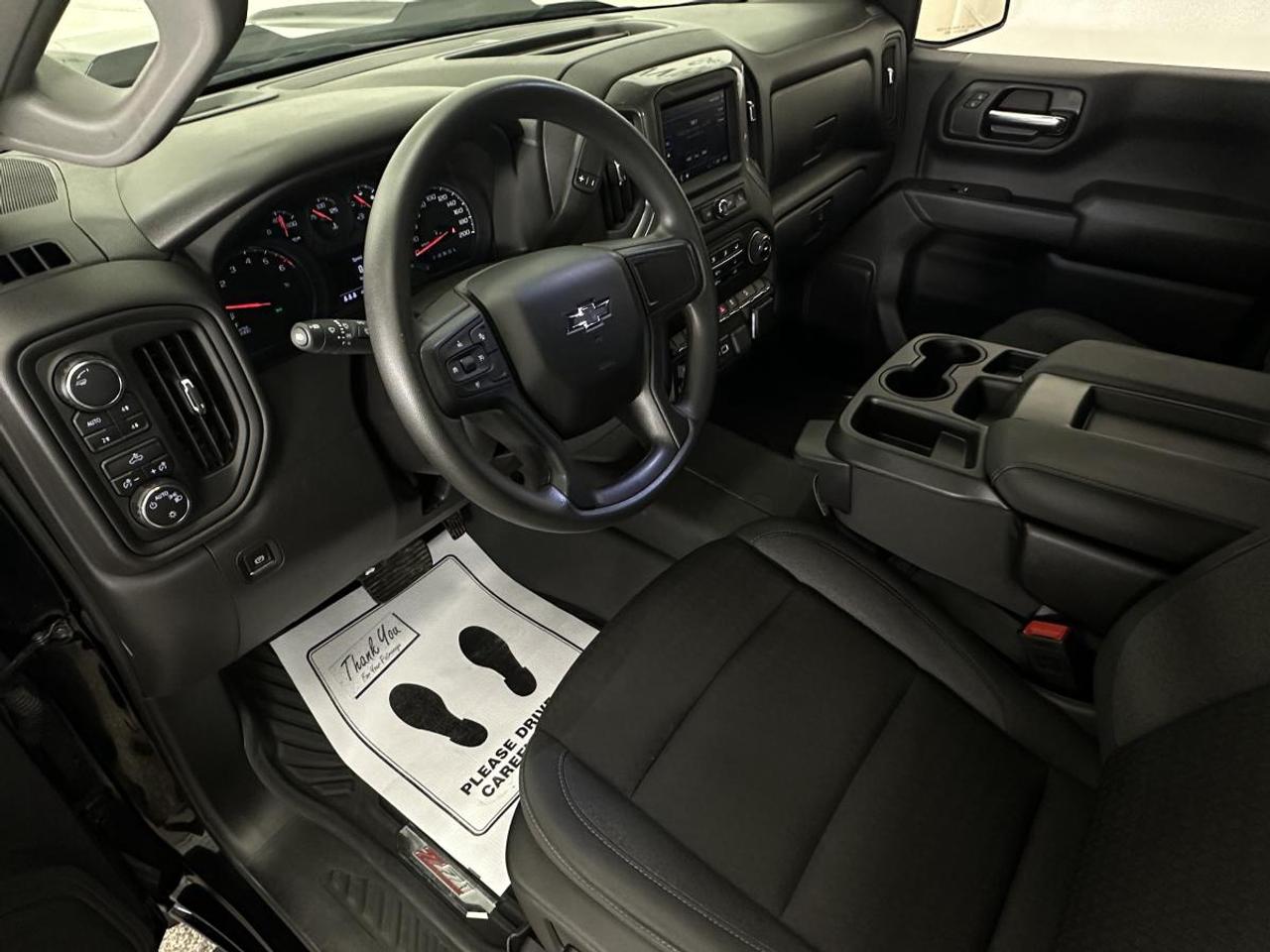 2024 Chevrolet Silverado 1500 Custom Trail Boss Photo