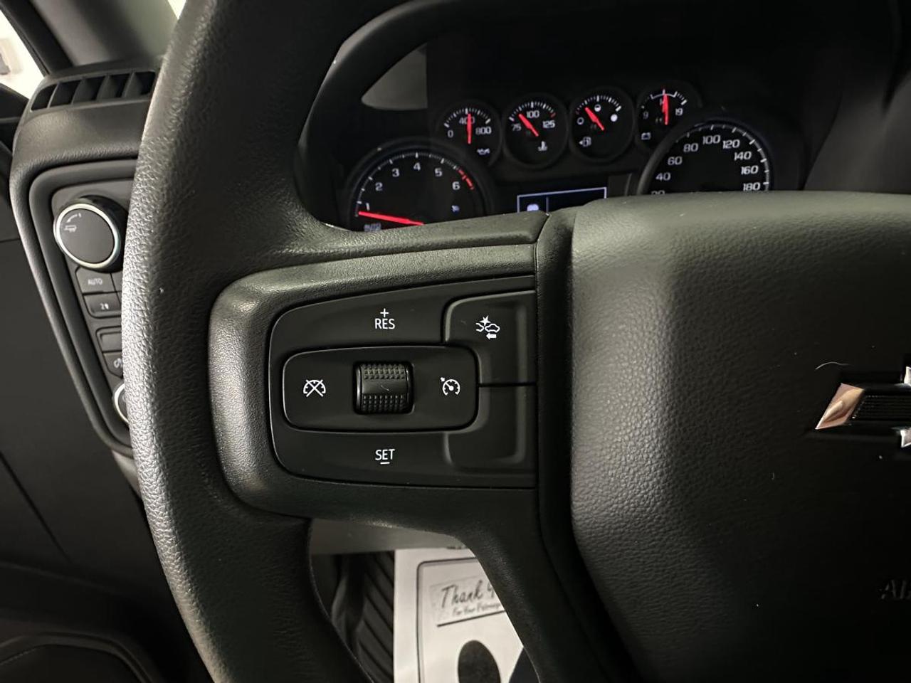 2024 Chevrolet Silverado 1500 Custom Trail Boss Photo