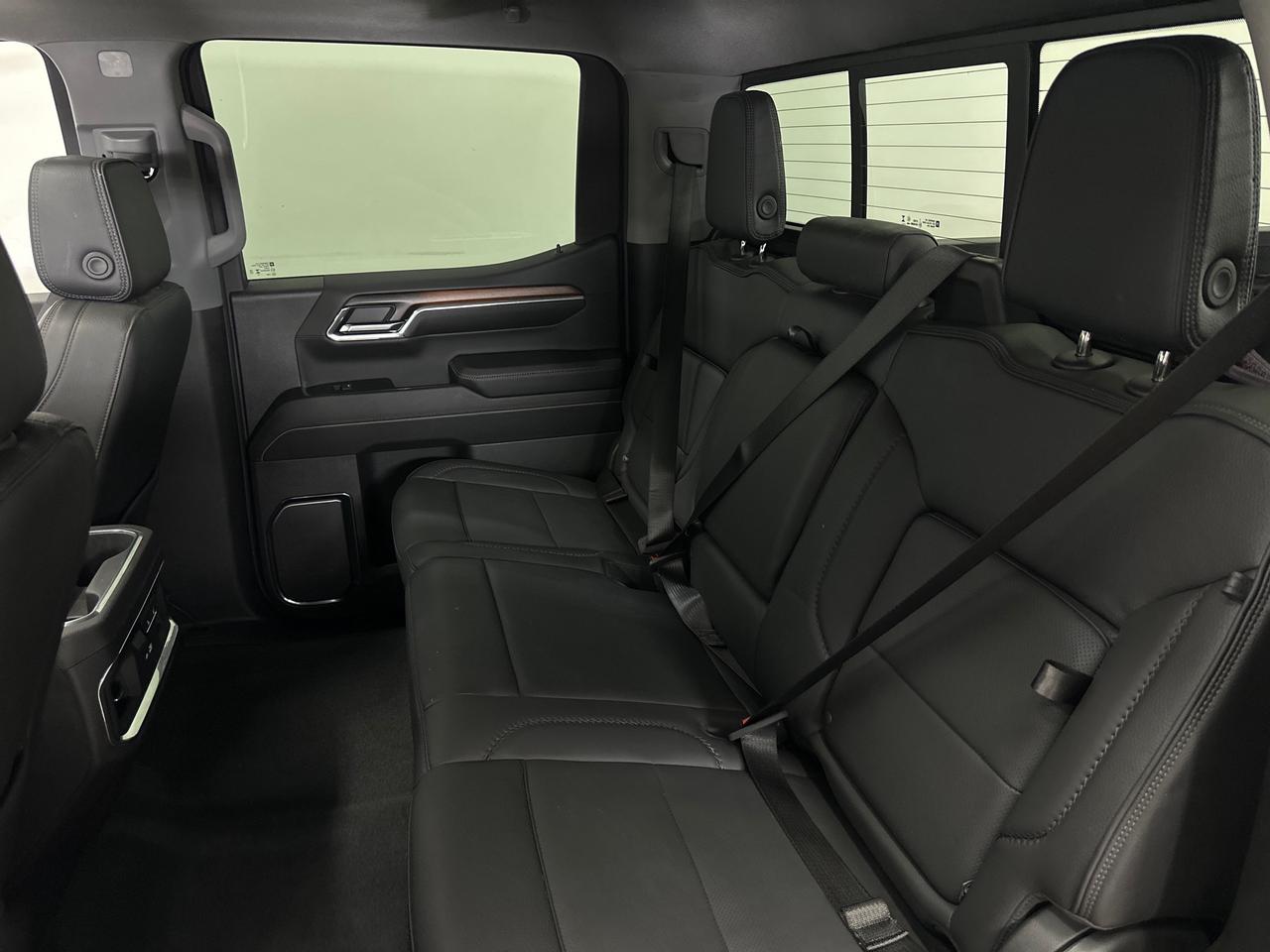 2024 GMC Sierra 1500 Denali Photo