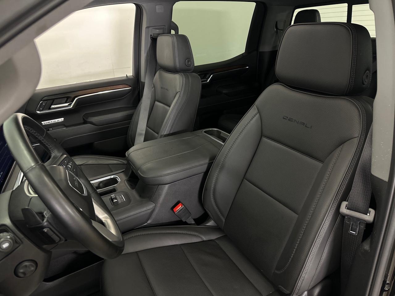 2024 GMC Sierra 1500 Denali Photo