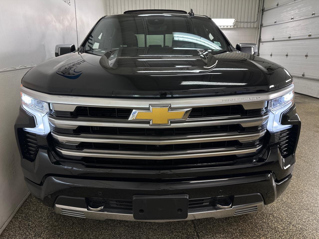 2024 Chevrolet Silverado 1500 High Country Photo
