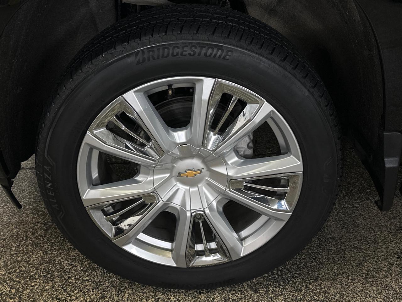 2024 Chevrolet Silverado 1500 High Country 5.3L - 32KM/ROOF/OFF 1 OWNER GMAC LEASE Photo