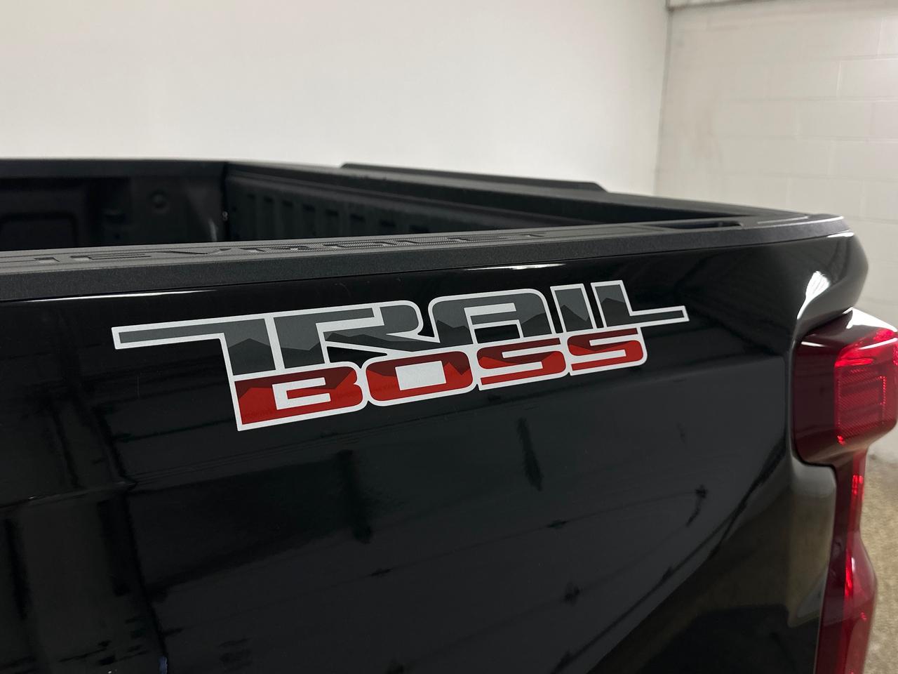 2024 Chevrolet Silverado 1500 Custom Trail Boss Photo
