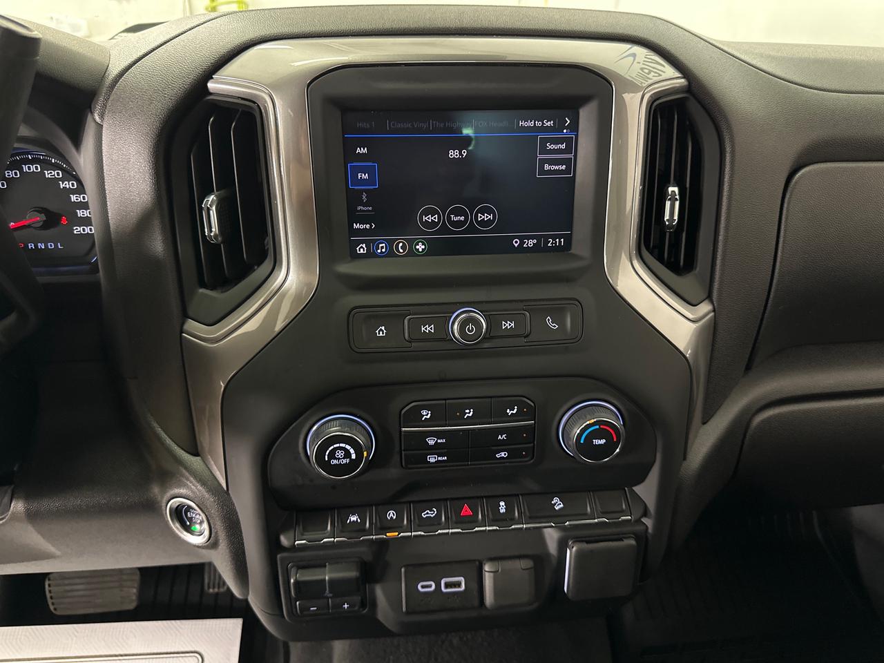2024 Chevrolet Silverado 1500 Custom Trail Boss Photo