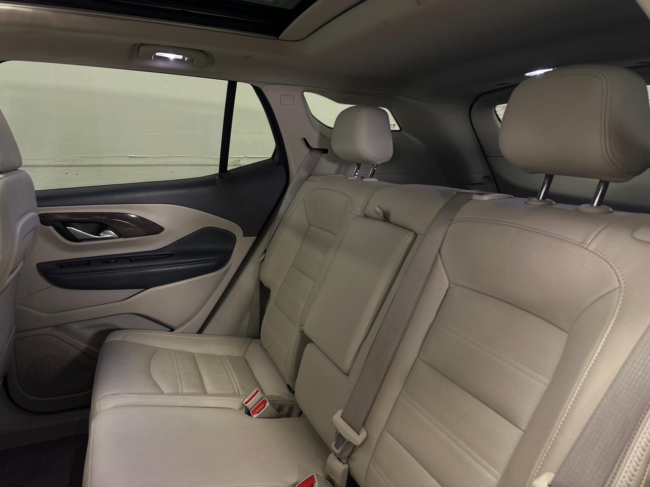 2024 GMC Terrain Denali Photo