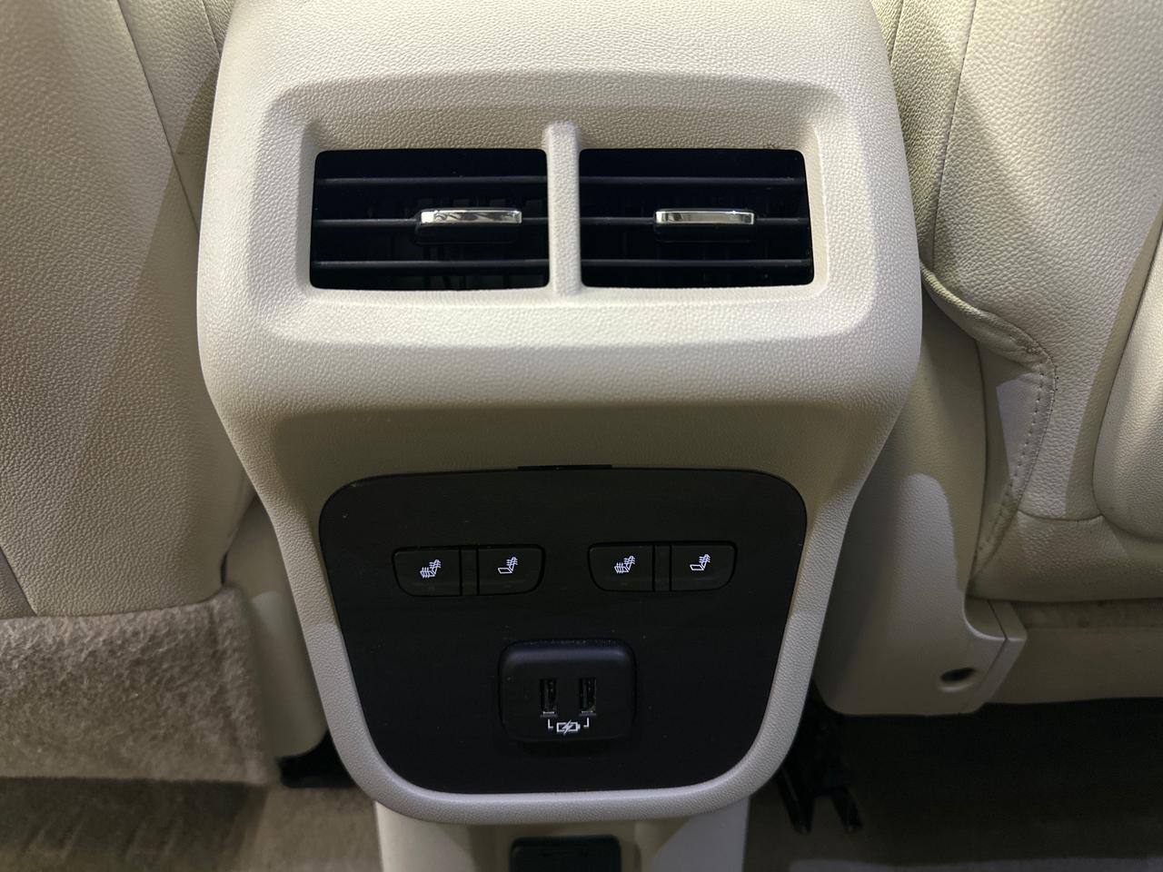 2024 GMC Terrain Denali Photo