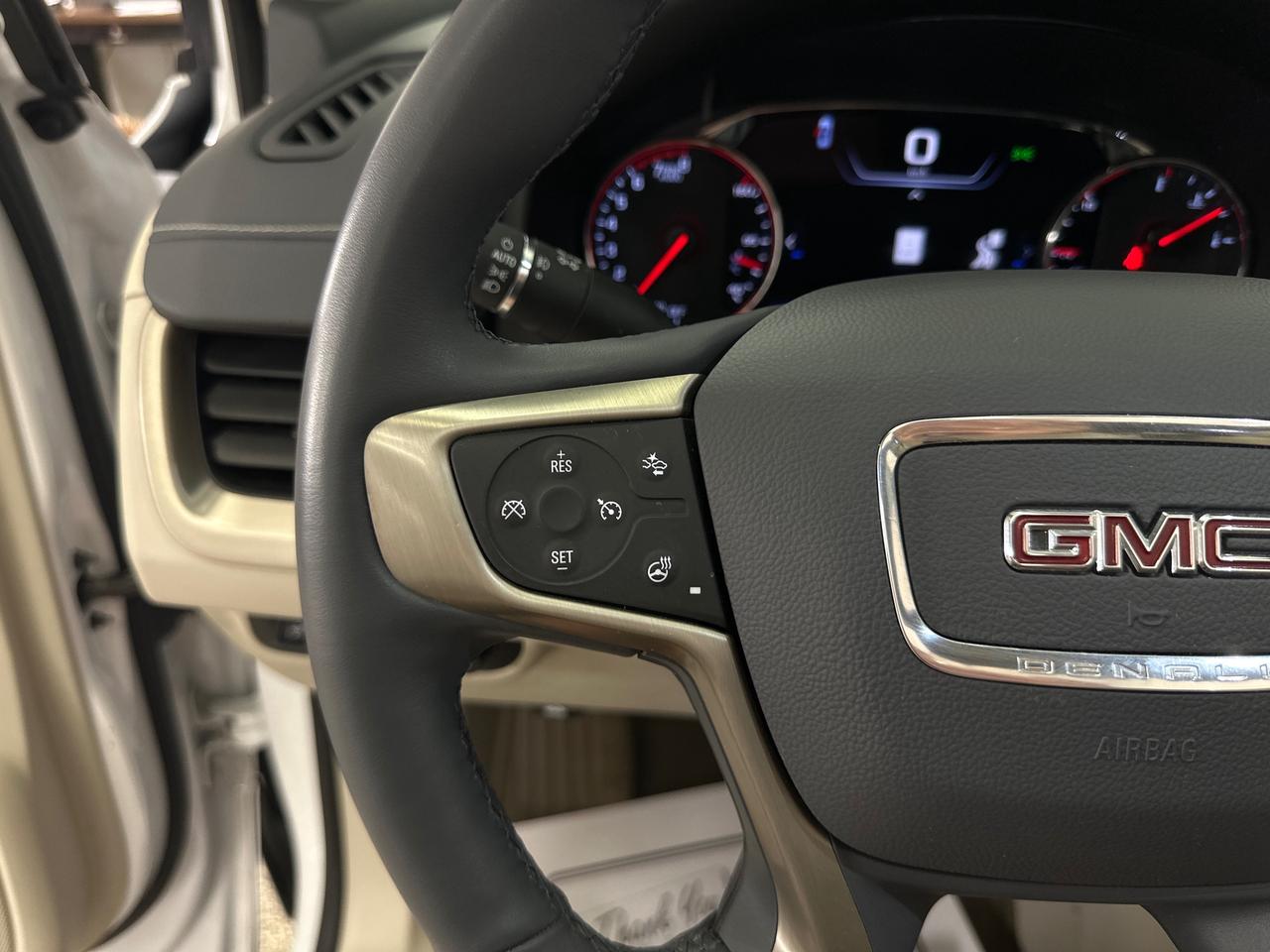 2024 GMC Terrain Denali Photo