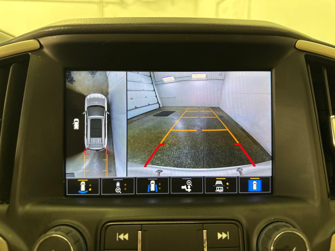 2024 GMC Terrain Denali Photo
