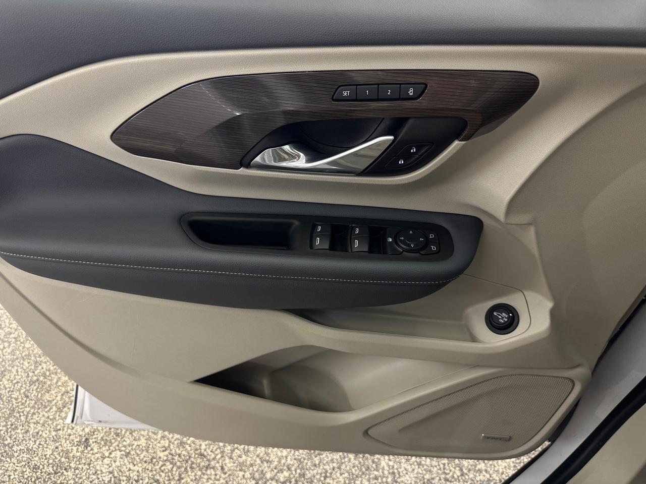 2024 GMC Terrain Denali Photo