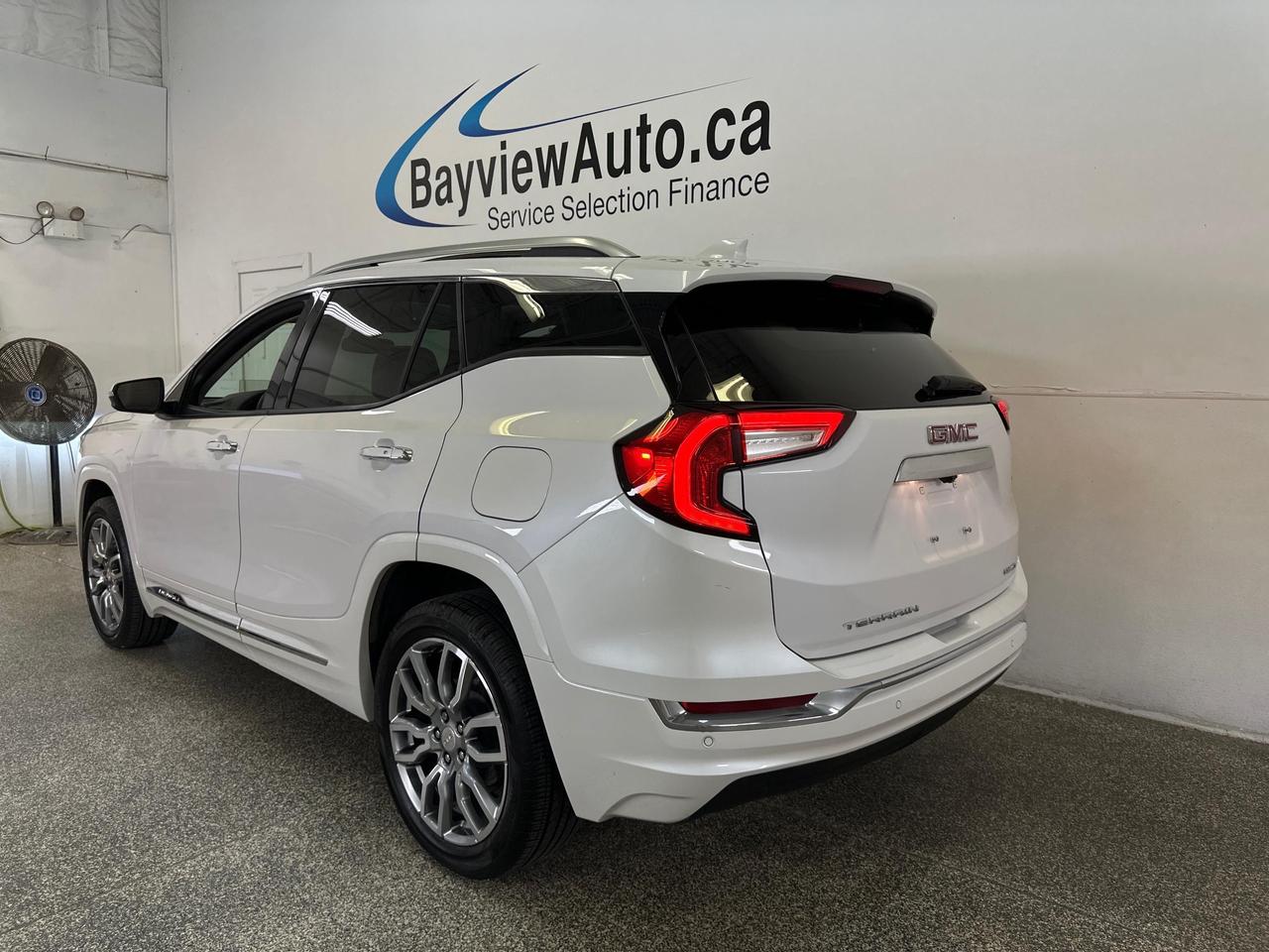 2024 GMC Terrain Denali - AWD/PANO ROOF/LEATHER/NAV/19KM/OFF LEASE Photo