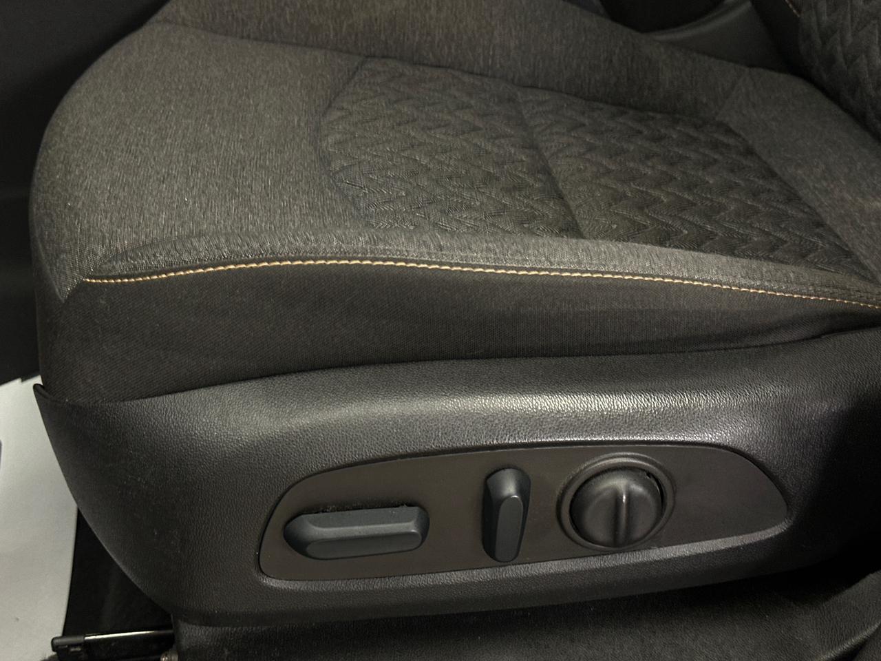 2022 Chevrolet Equinox LT Photo