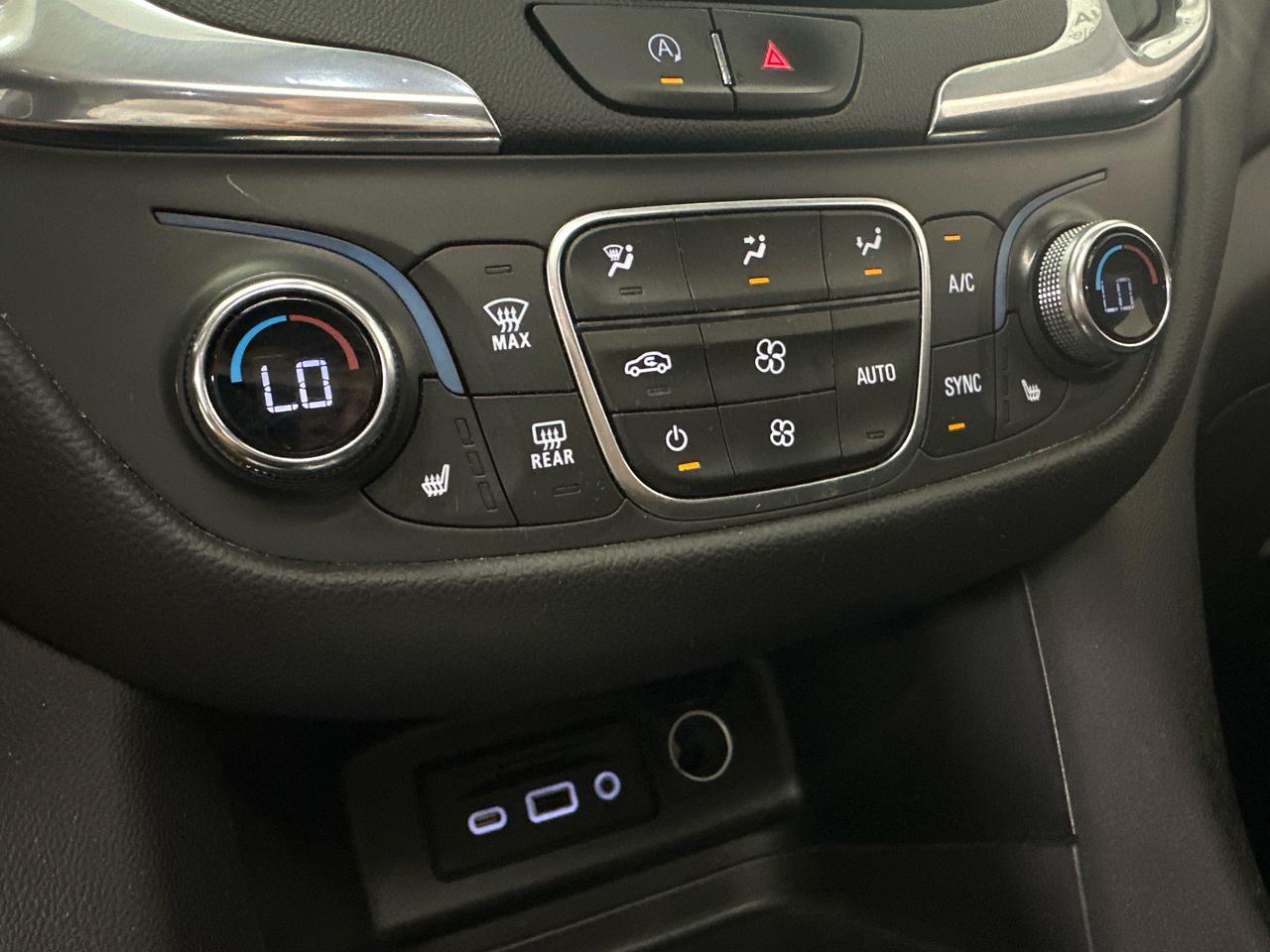 2022 Chevrolet Equinox LT Photo