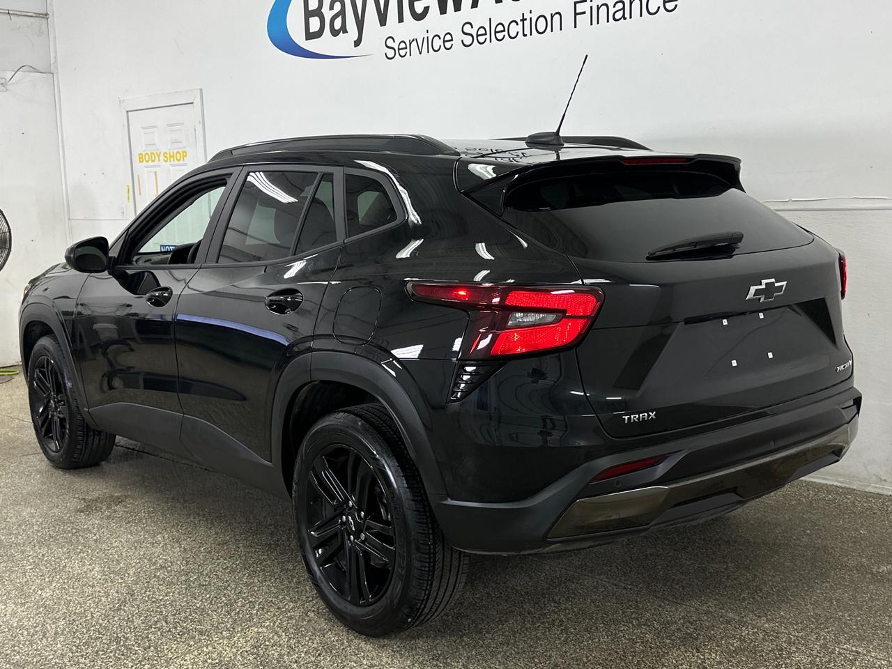 2025 Chevrolet Trax ACTIV Photo4