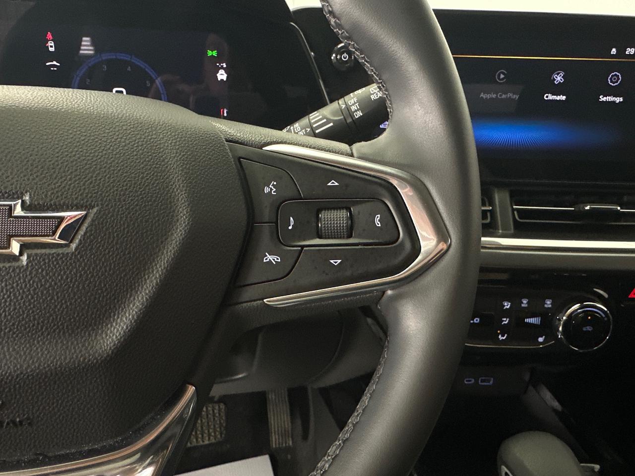 2025 Chevrolet Trax ACTIV Photo