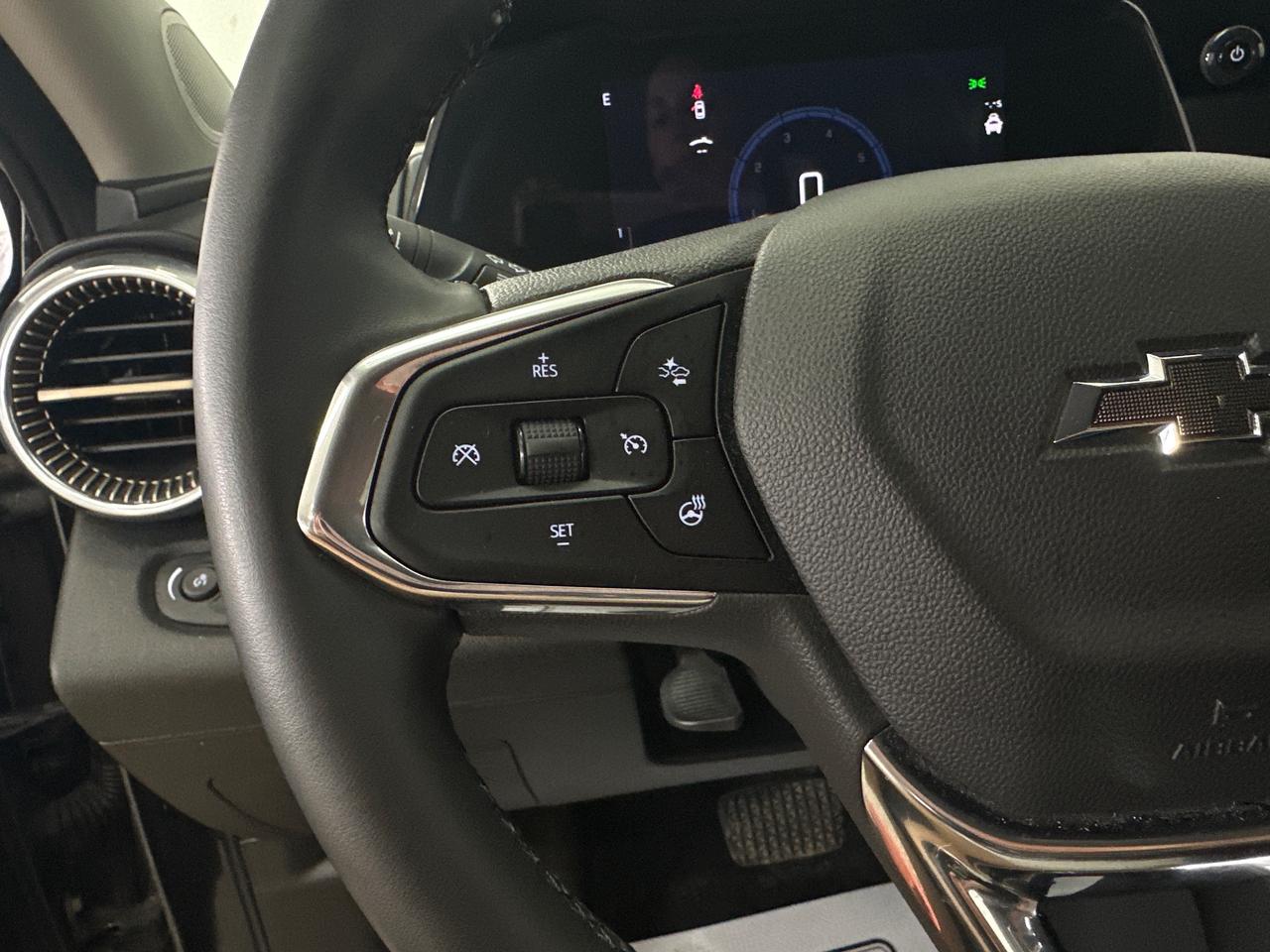 2025 Chevrolet Trax ACTIV Photo