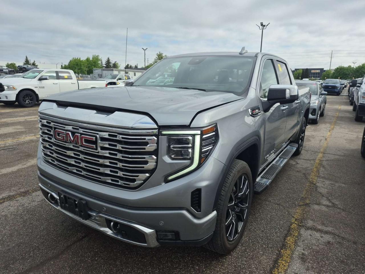Used 2024 GMC Sierra 1500 Denali 4x4 Crew Cab 5.75 ft. box 147.4 in. WB for sale in Belleville, ON