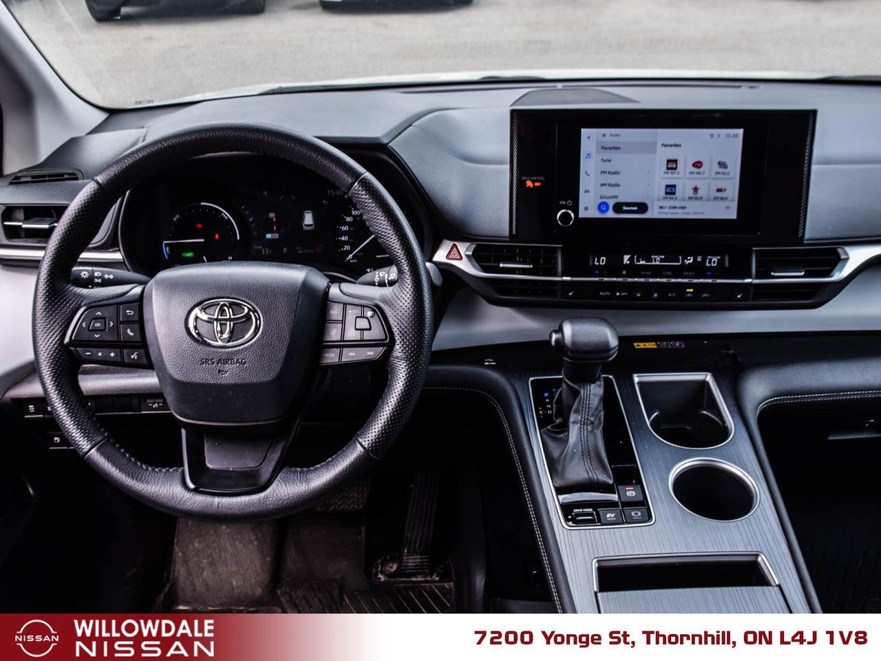2025 Toyota Sienna LE 8-Passenger 4dr Front-Wheel Drive Passenger Van Photo
