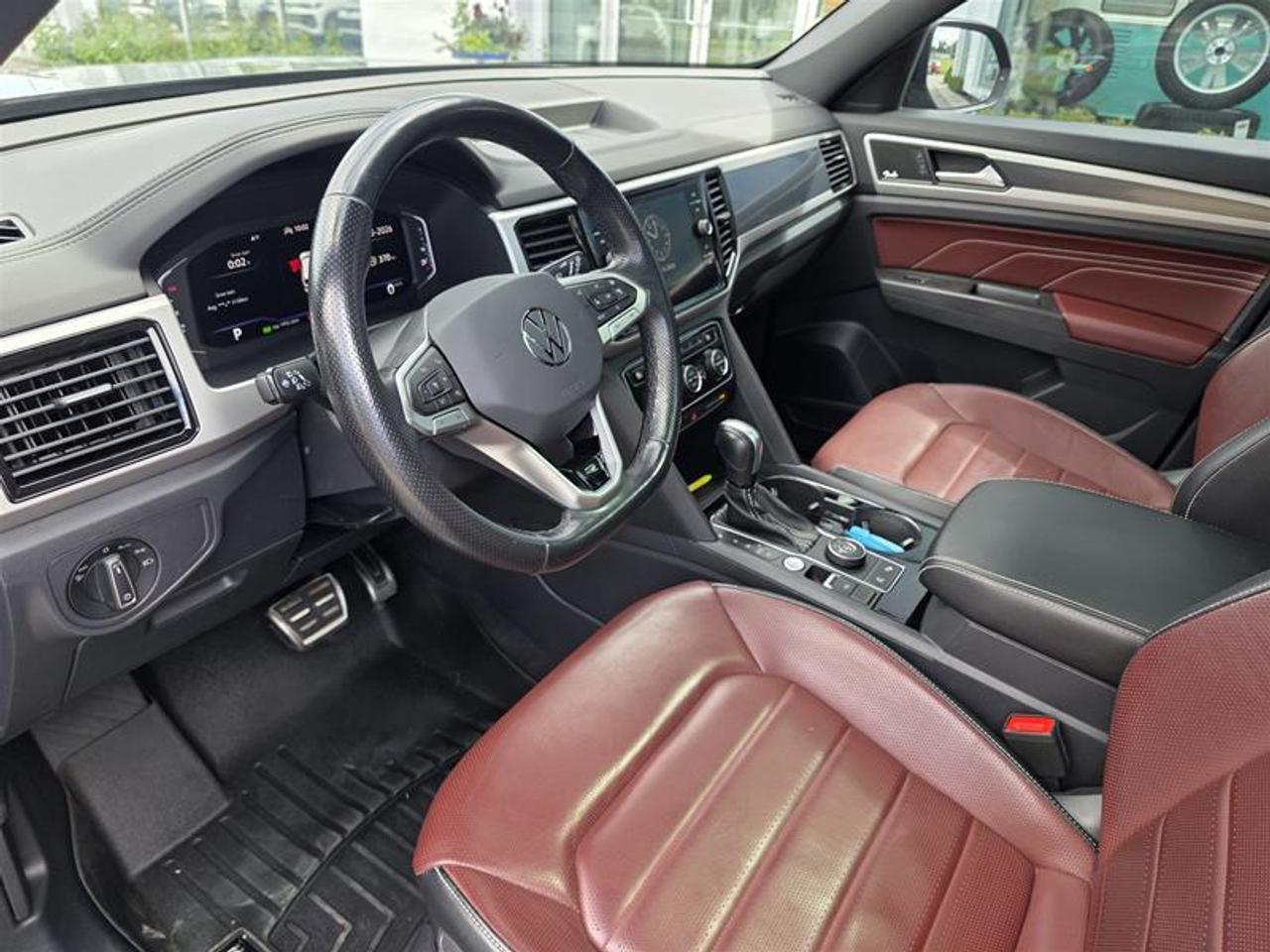2022 Volkswagen Atlas Cross Sport Execline 3.6L 8sp at w/Tip 4MOTION Photo