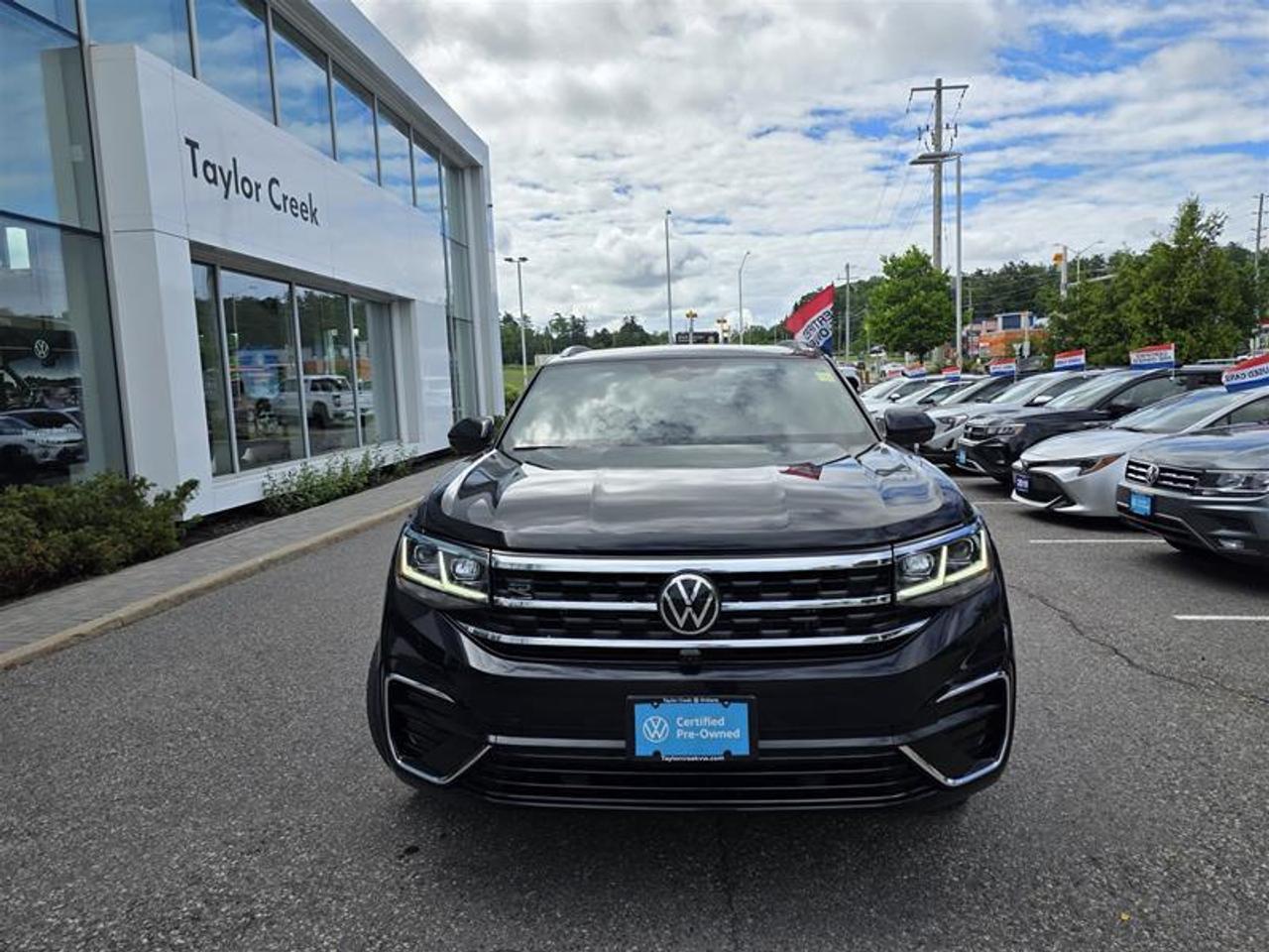 2022 Volkswagen Atlas Cross Sport Execline 3.6L 8sp at w/Tip 4MOTION Photo