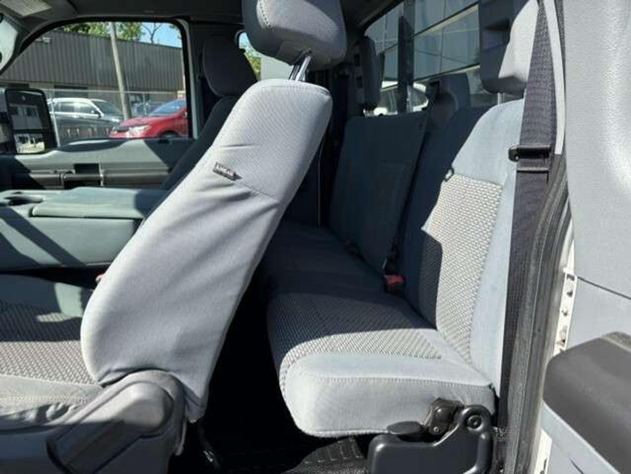 2015 Ford F-250 6.7 POWER STROKE DIESEL-ONLY 98KM-1 OWNER-LONG BOX Photo