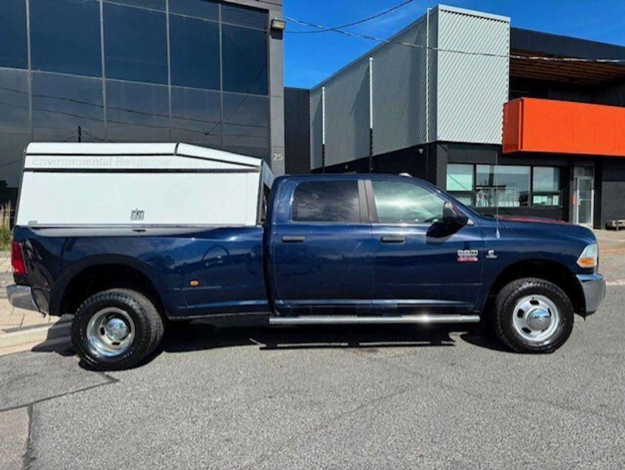 2012 RAM 3500 SLT 4WD 6.7L CUMMINS DIESEL-1 GOVT OWNER-CREW CAB! Photo
