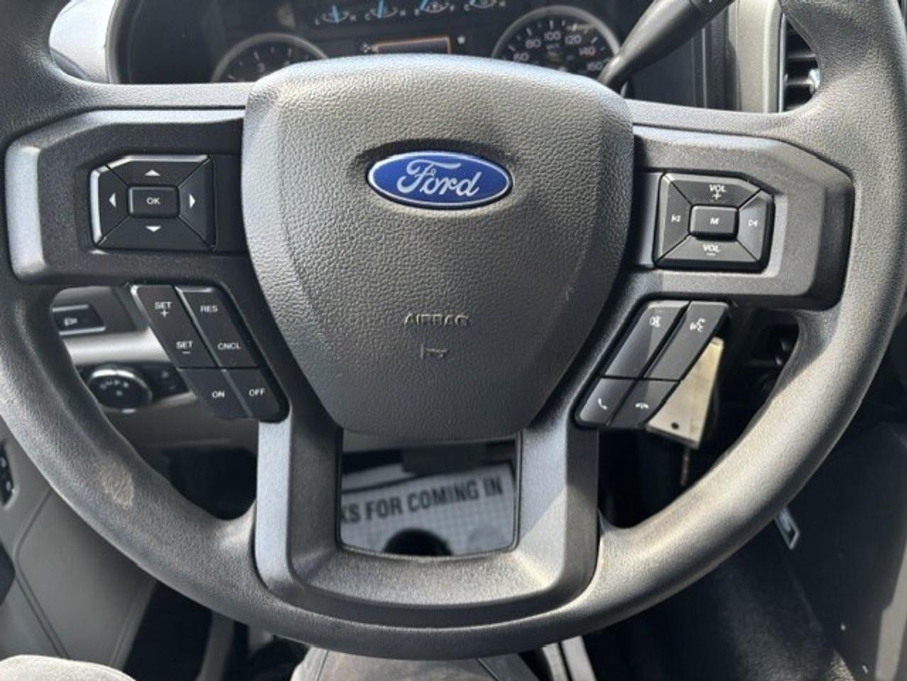 2022 Ford F-250 XLT 4WD **ONLY 63,000KM-1 OWNER-CREW CAB-6.75' BOX Photo