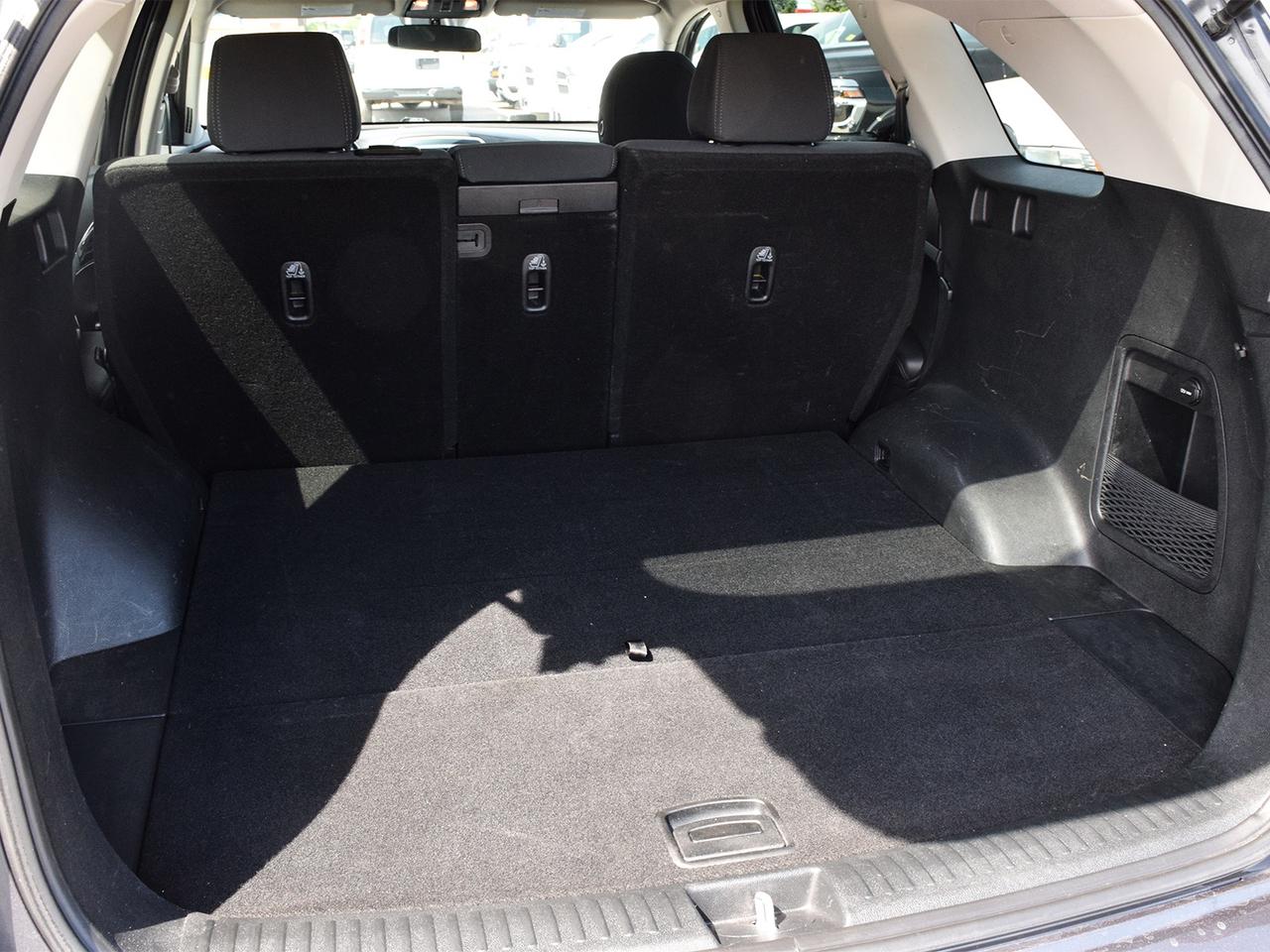 2019 Kia Sorento L ~Heated Seats ~ Bluetooth ~Carplay ~Camera Photo