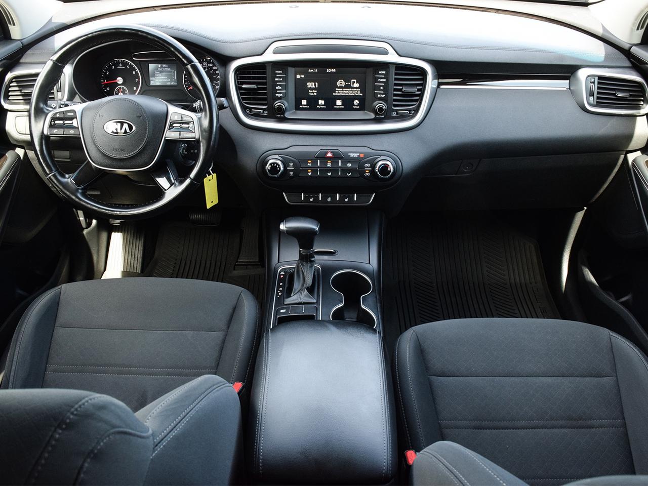 2019 Kia Sorento L ~Heated Seats ~ Bluetooth ~Carplay ~Camera Photo