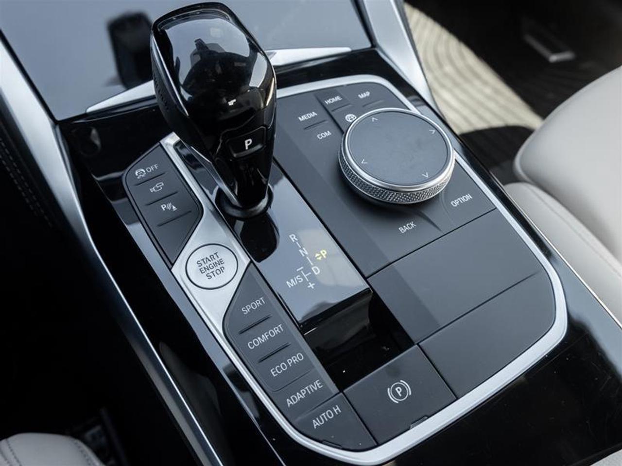 2022 BMW M440 i xDrive 2dr All-Wheel Drive Coupe Photo
