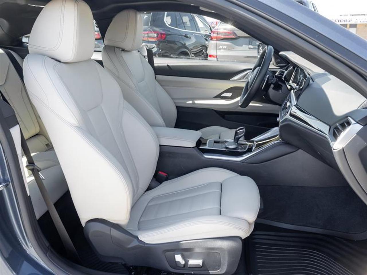 2022 BMW M440 i xDrive 2dr All-Wheel Drive Coupe Photo