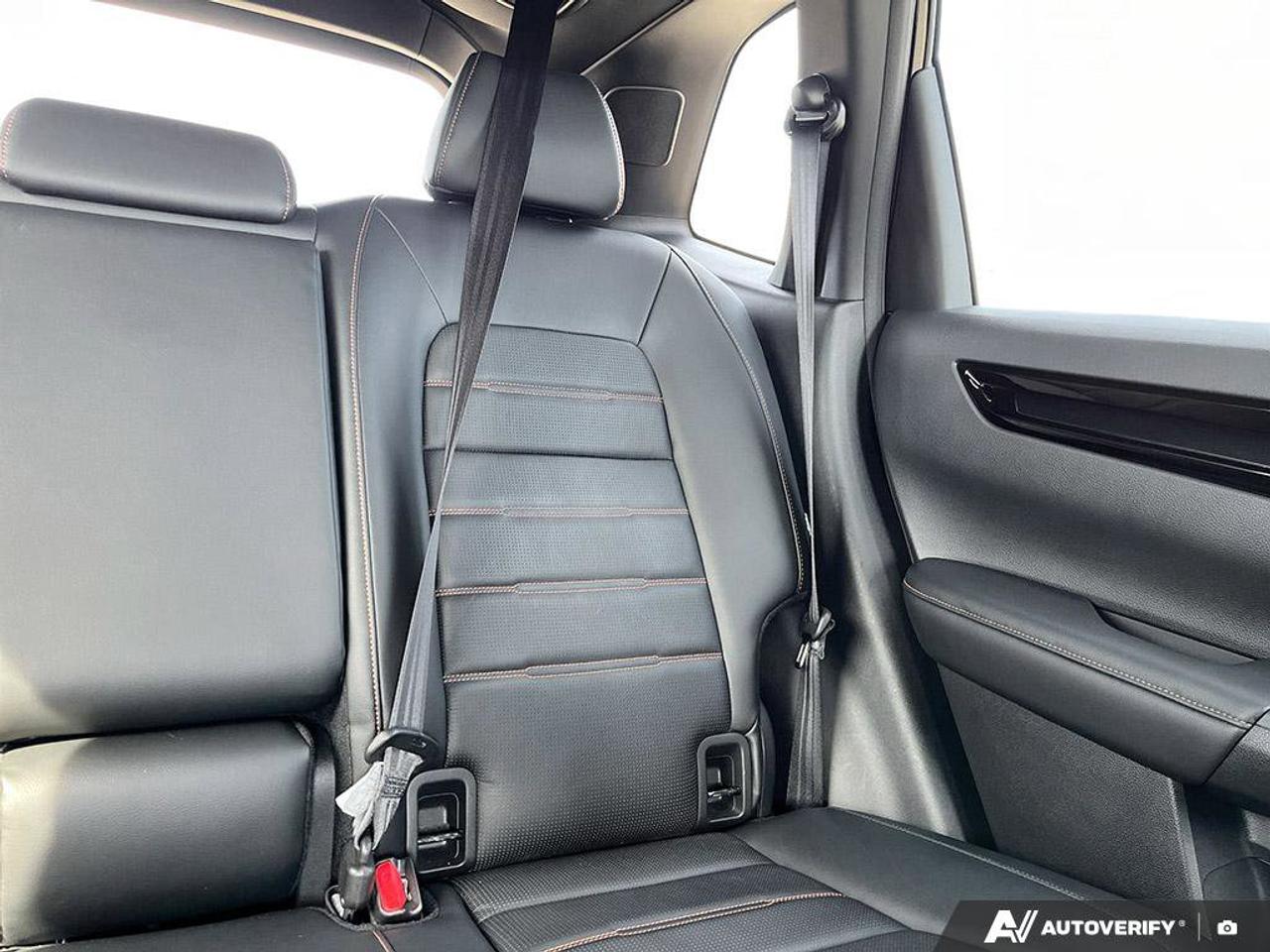 2024 Honda CR-V Hybrid Touring | Leather | Nav | Sunroof | Safety Tech | Photo