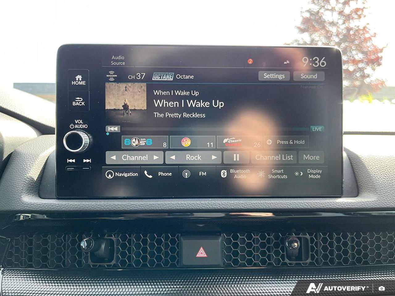2024 Honda CR-V Hybrid Touring | Leather | Nav | Sunroof | Safety Tech | Photo