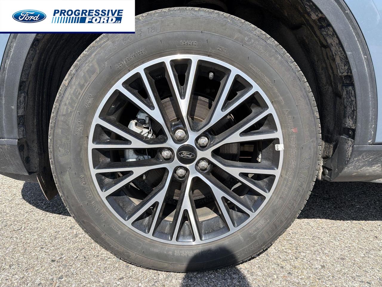 2025 Ford Escape PHEV 4dr Front-Wheel Drive Photo