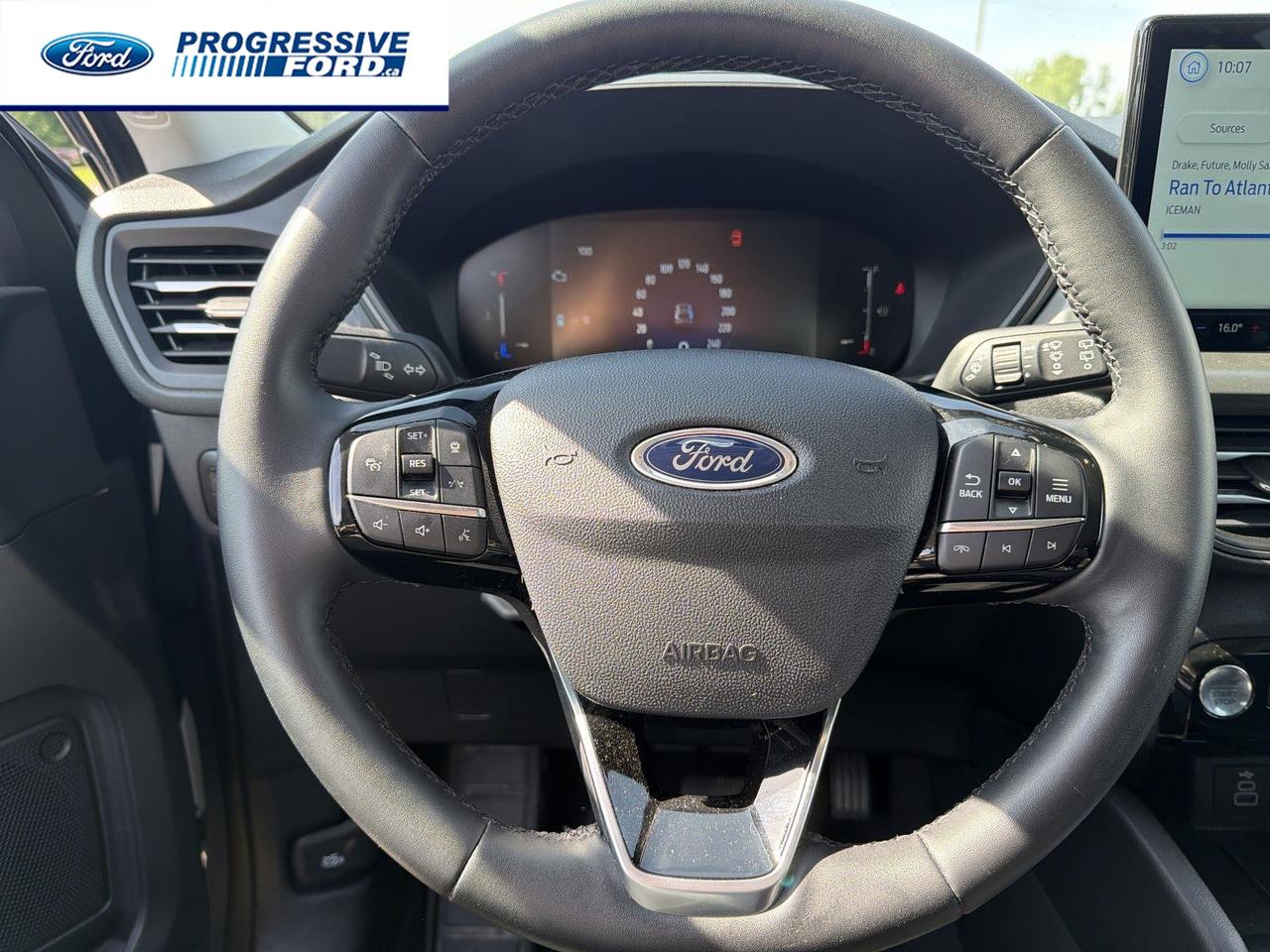 2025 Ford Escape PHEV 4dr Front-Wheel Drive Photo
