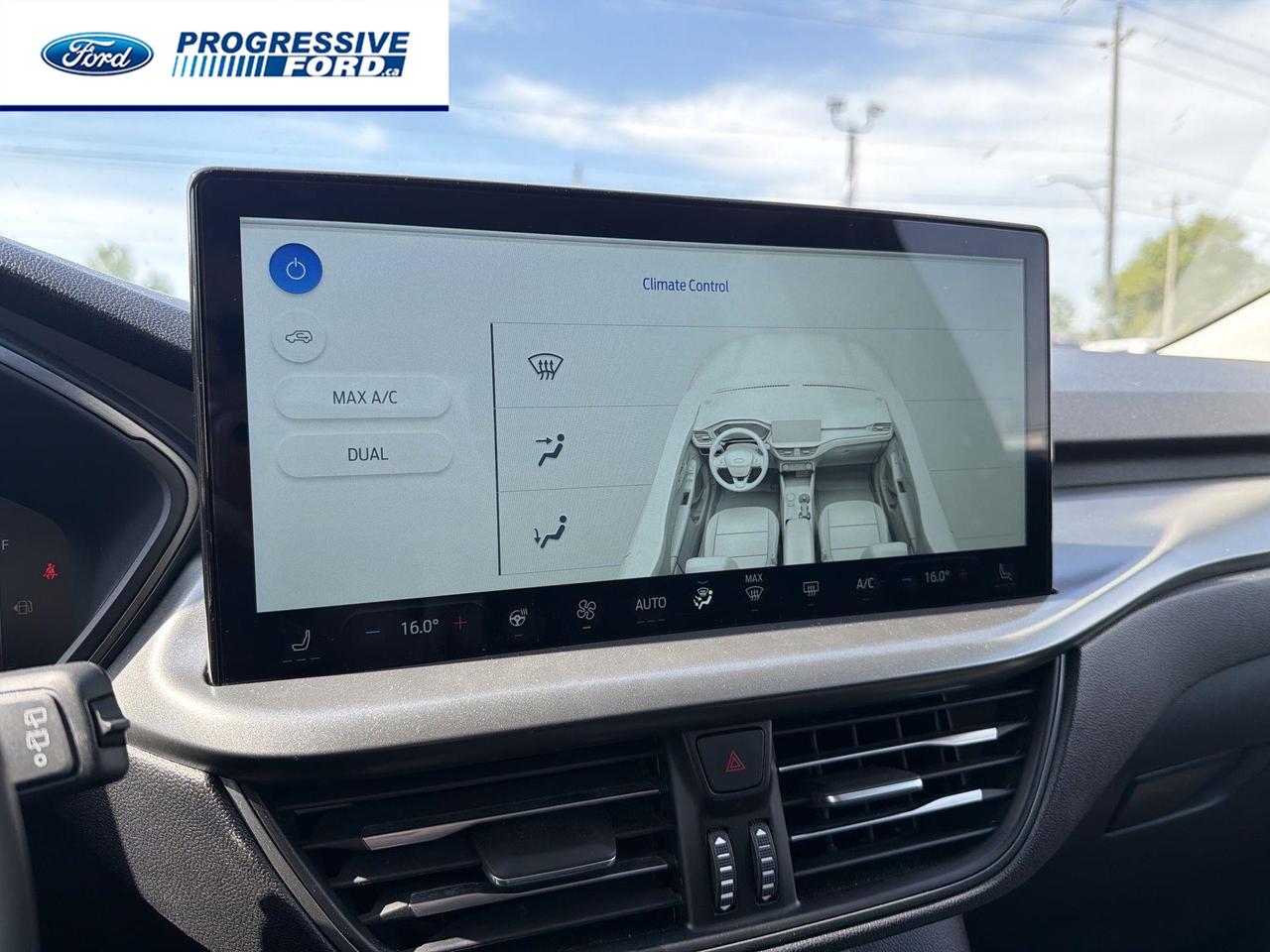 2025 Ford Escape PHEV 4dr Front-Wheel Drive Photo