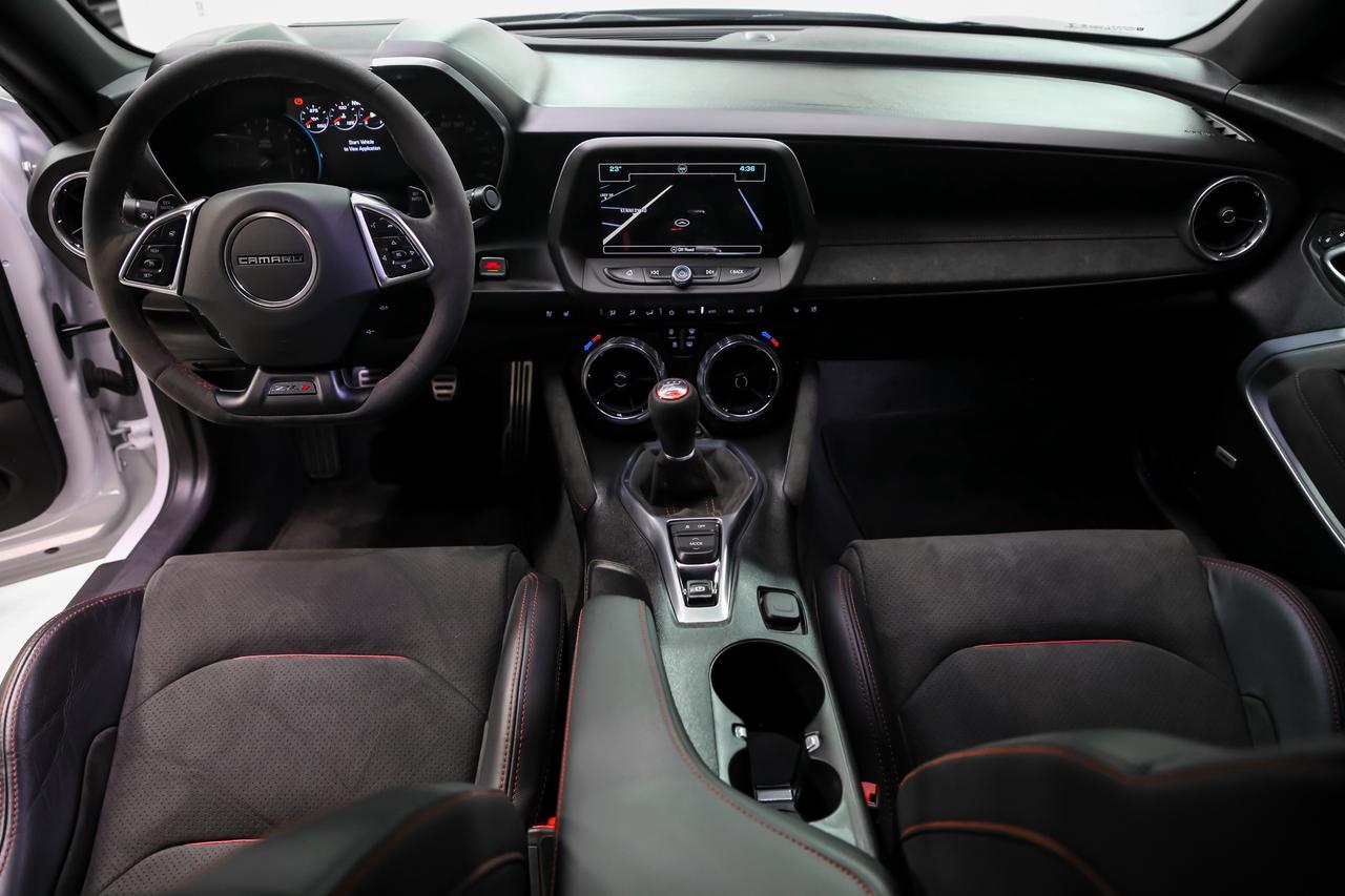 2018 Chevrolet Camaro ZL1 1LE EXTREME TRACK PACK MANUAL 650HP LOWKM Photo
