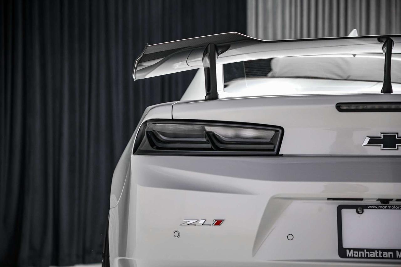 2018 Chevrolet Camaro ZL1 1LE EXTREME TRACK PACK MANUAL 650HP LOWKM Photo