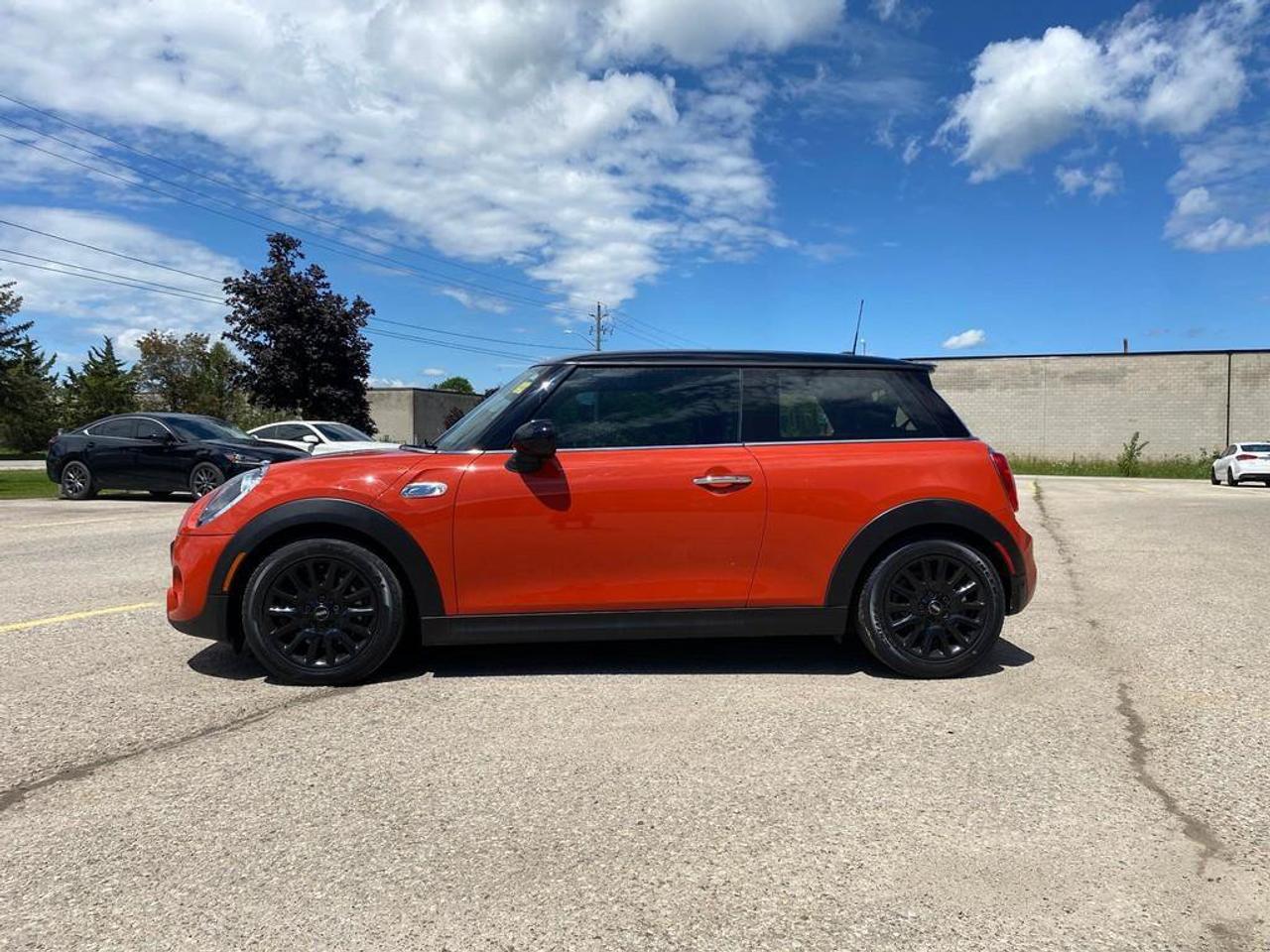 2019 MINI 3 Door Cooper S | Solaris Orange | Leather | Sunroof | Heated Seats | Reverse Camera | Bluetooth Photo