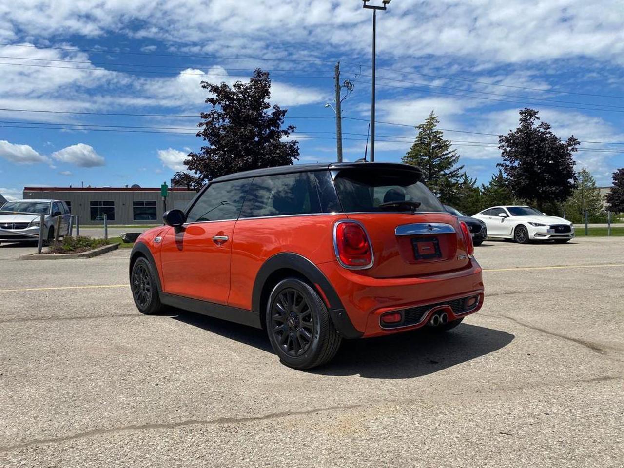 2019 MINI 3 Door Cooper S | Solaris Orange | Leather | Sunroof | Heated Seats | Reverse Camera | Bluetooth Photo