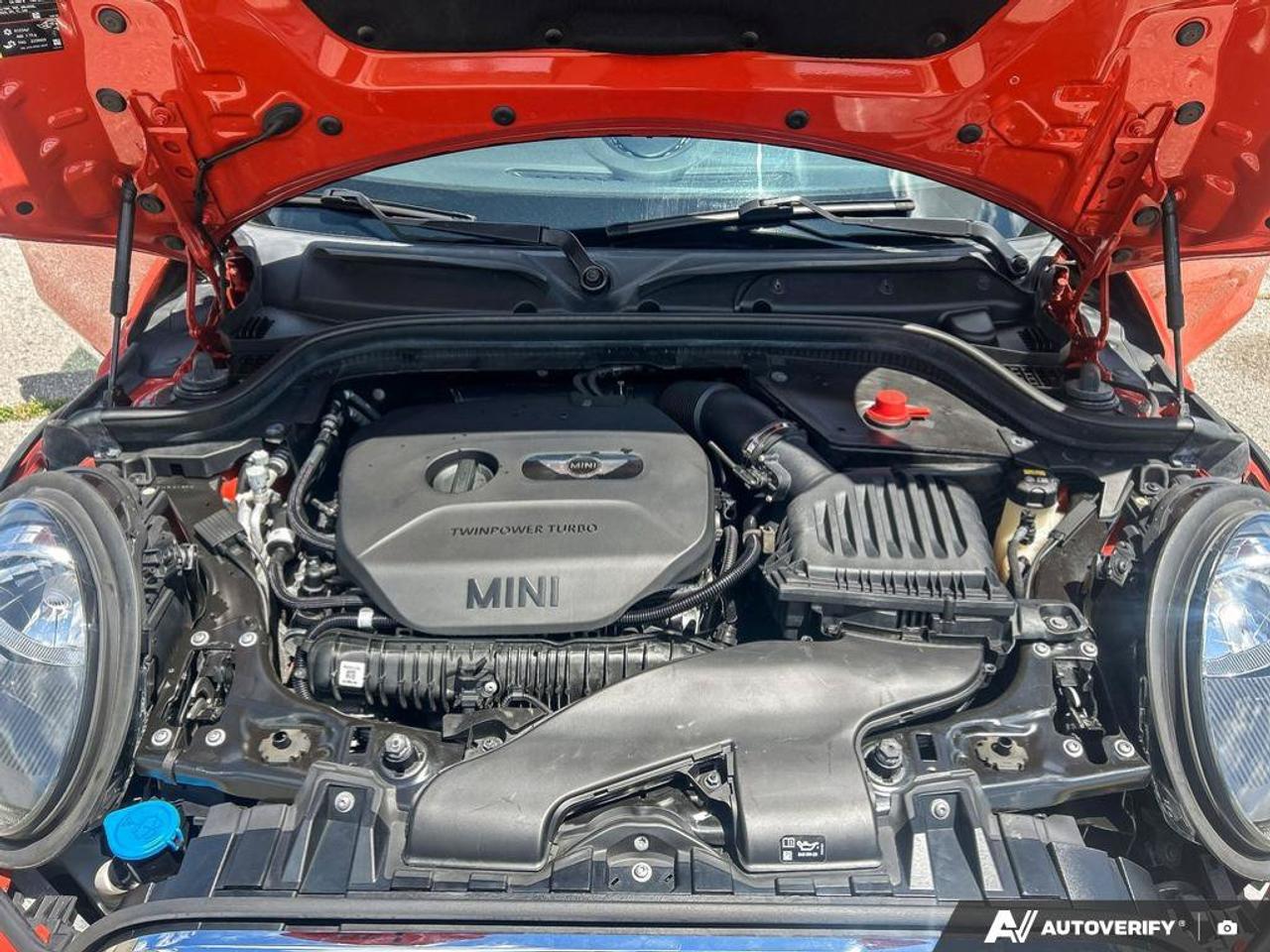 2019 MINI 3 Door Cooper S | Solaris Orange | Leather | Sunroof | Heated Seats | Reverse Camera | Bluetooth Photo