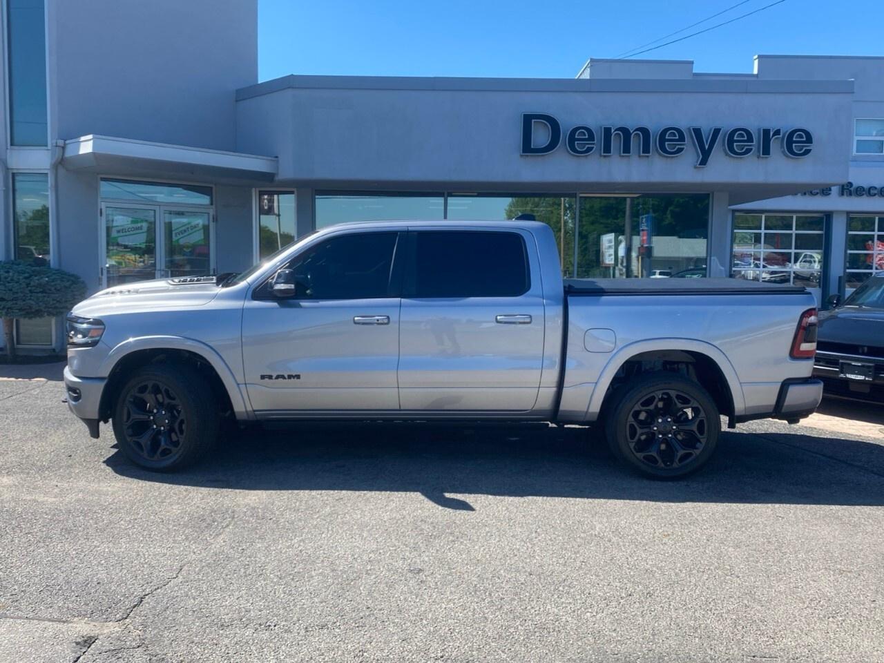 2022 RAM 1500 Limited 4x4 Crew Cab 5'7 Box Photo