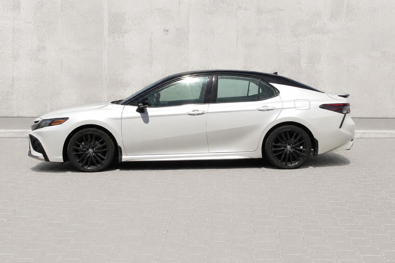 2024 Toyota Camry XSE  AppleCarPlay HtdSeats BkpCam Moonroof DriveMo Photo2