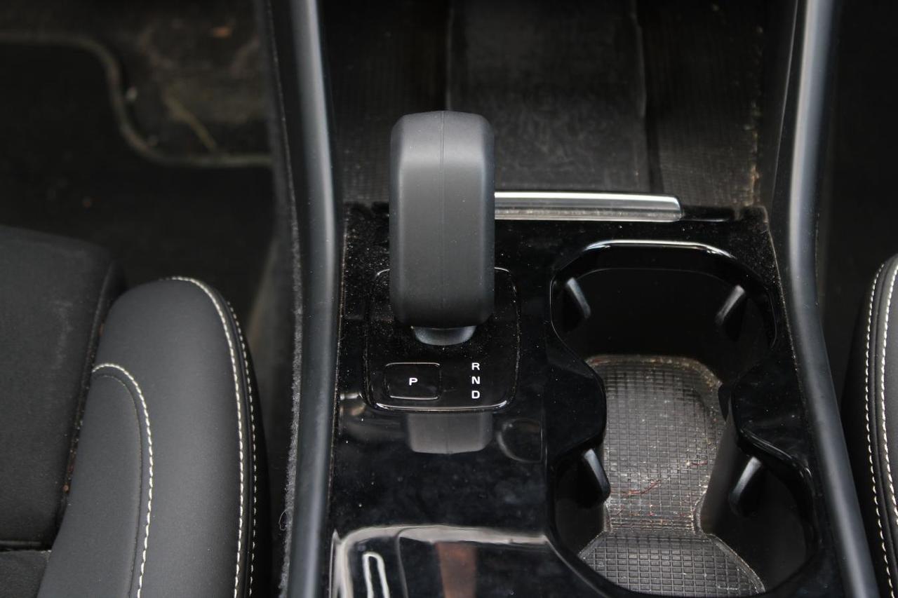 2022 Volvo C40 Recharge Pure Electric P8 Recharge  Gps AppleCarPlay BkpCam HtdSeats Moon Photo
