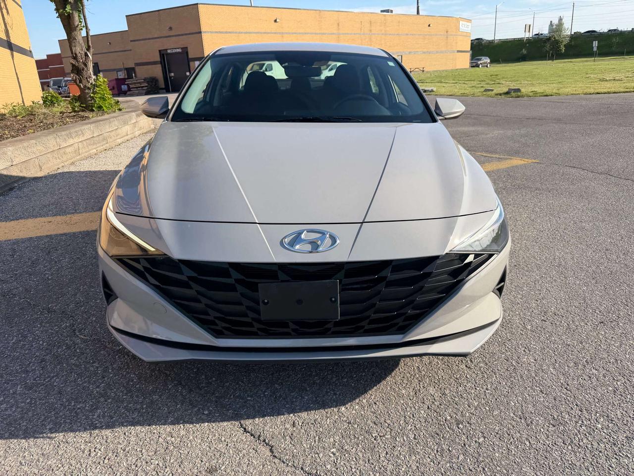 2023 Hyundai Elantra Essential, Clean Carfax, Automatic, Certified Photo