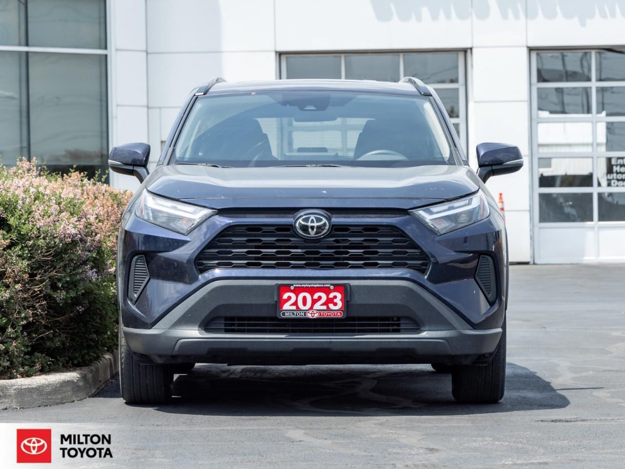 2023 Toyota RAV4 POWER SEAT SUNROOF HEATED STEERING ONE OWNER XLE Photo
