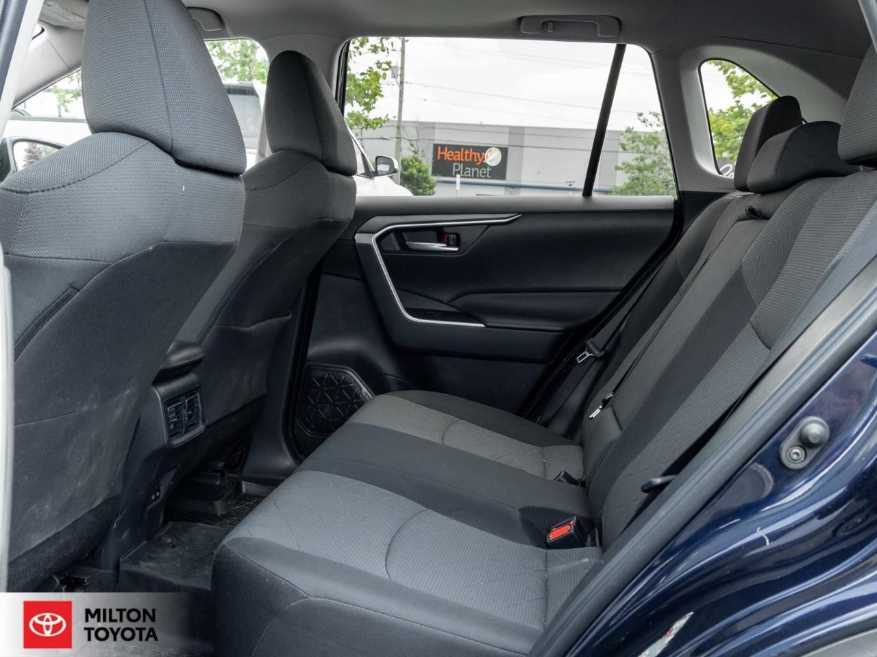 2023 Toyota RAV4 POWER SEAT SUNROOF HEATED STEERING ONE OWNER XLE Photo