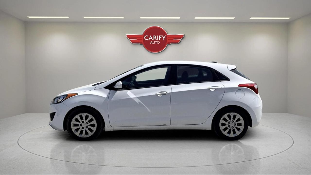 2016 Hyundai Elantra GT Hatchback Automatic GL Photo4