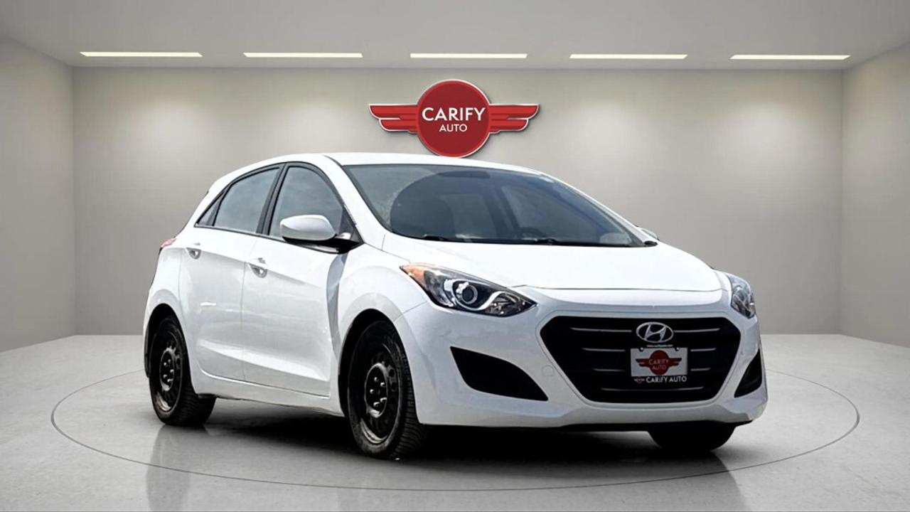 2016 Hyundai Elantra GT Hatchback Automatic GL Photo2