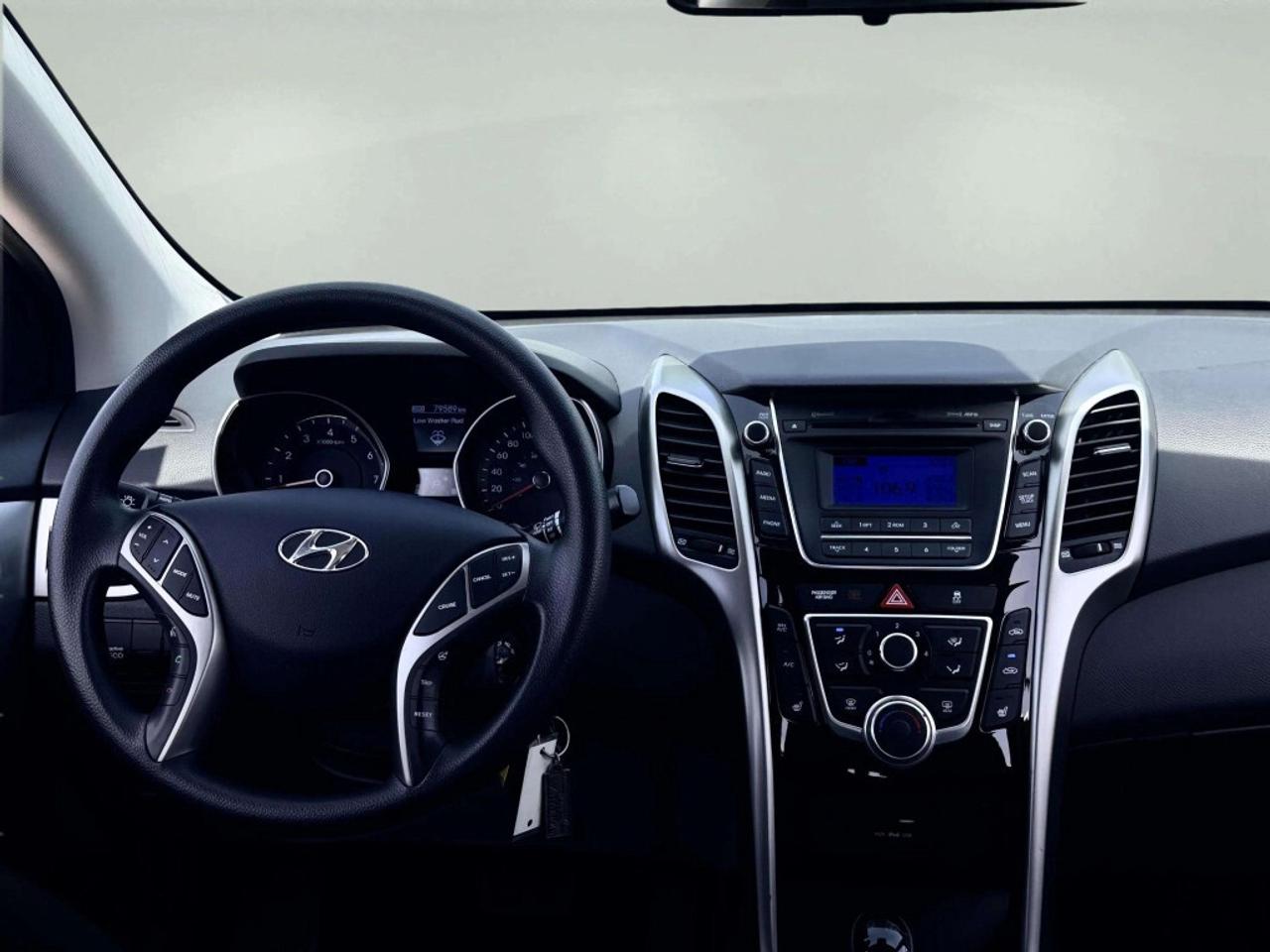 2016 Hyundai Elantra GT Hatchback Automatic GL Photo