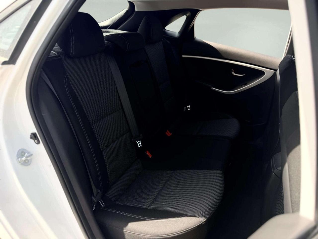 2016 Hyundai Elantra GT Hatchback Automatic GL Photo